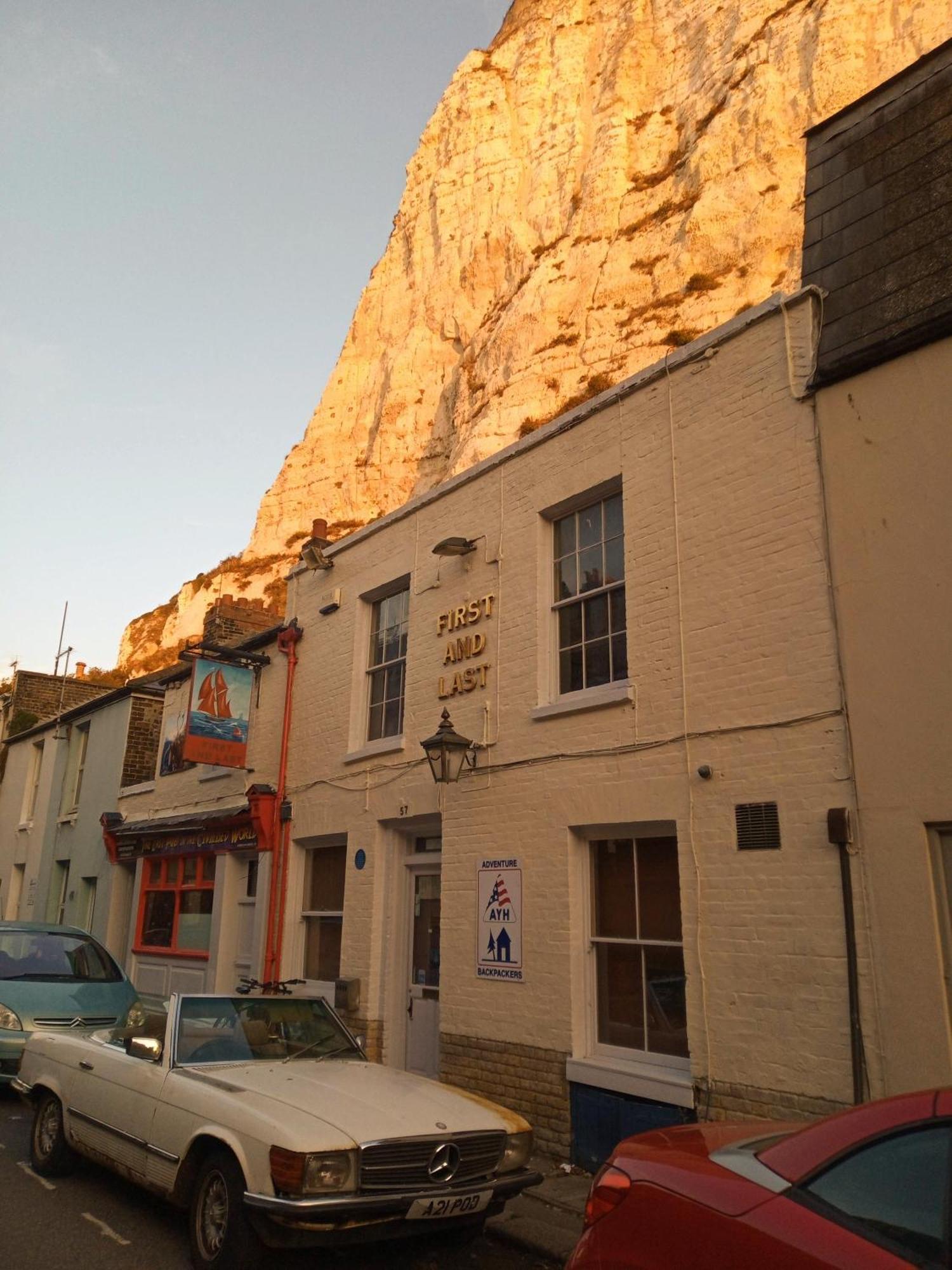 First And Last Youth Hostel Dover Exteriör bild