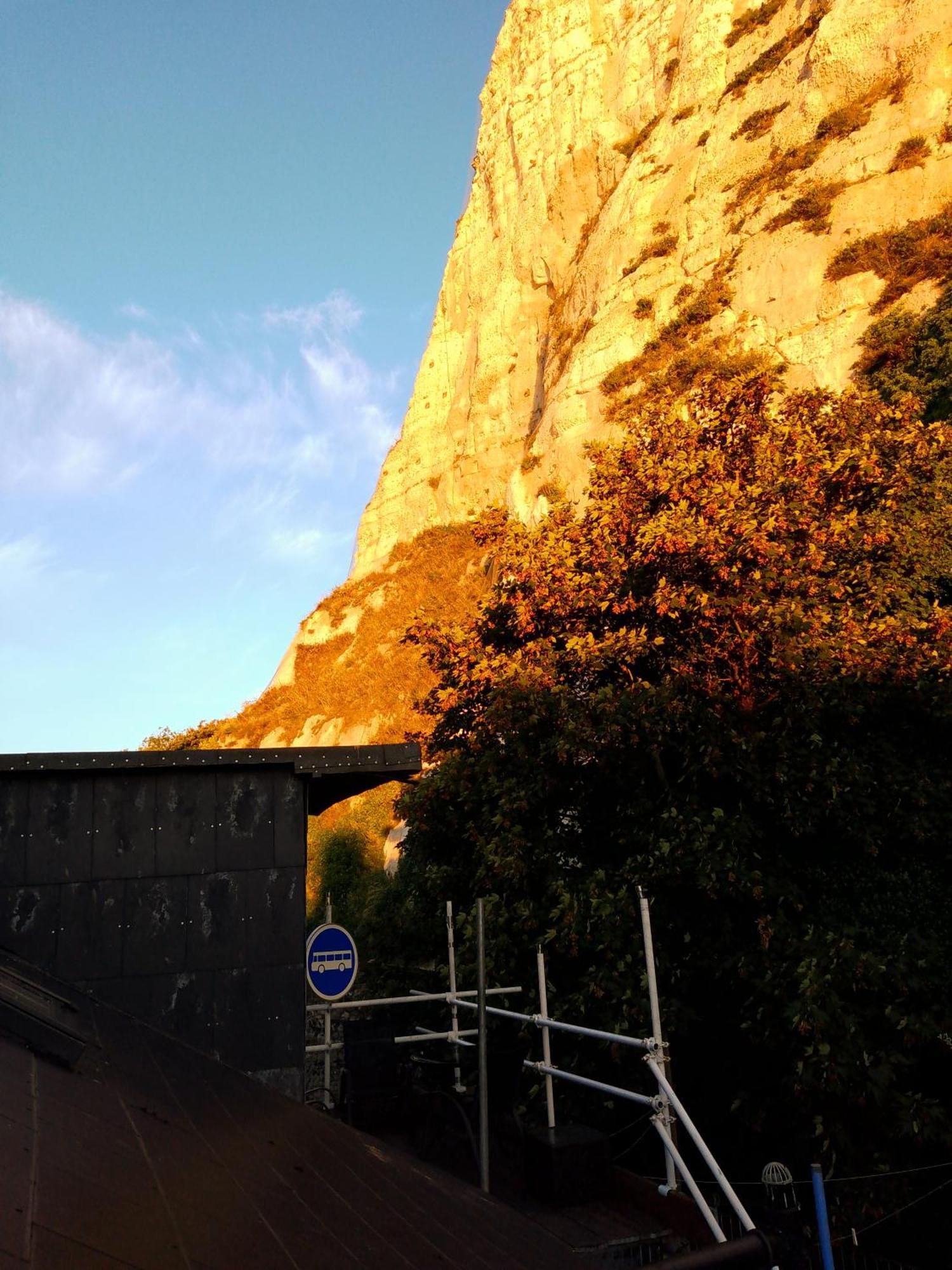 First And Last Youth Hostel Dover Exteriör bild
